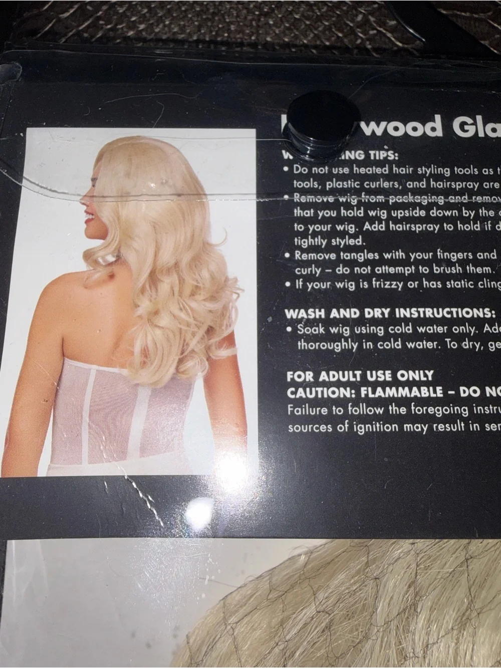Hollywood Glam Blonde Women's Wig - Soft Cream Blonde and wig cap brand new